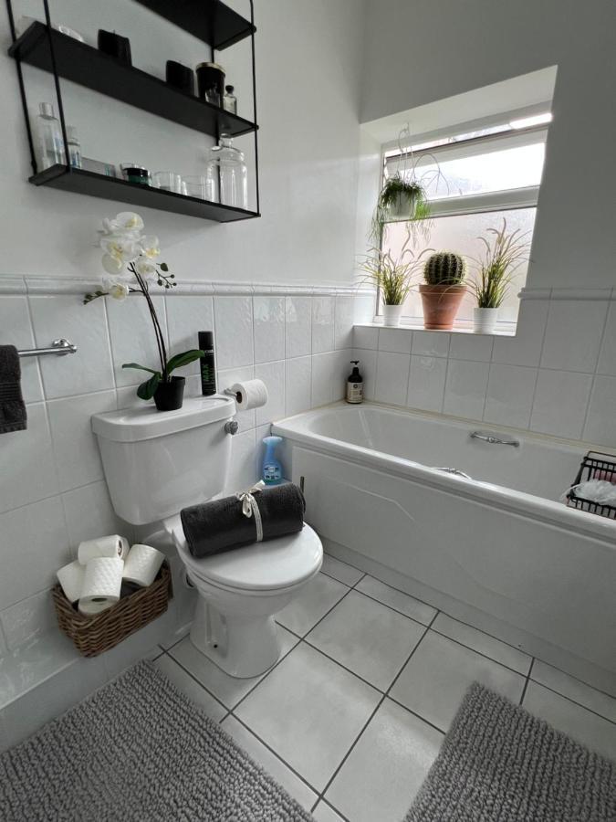 Lovely Apartment In Cork Buitenkant foto