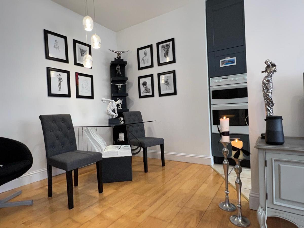 Lovely Apartment In Cork Buitenkant foto