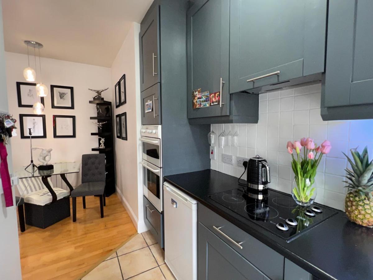 Lovely Apartment In Cork Buitenkant foto